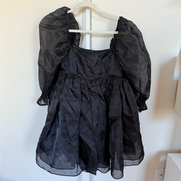 Black selkie Puff Sleeve Dress - Picture 2 of 3